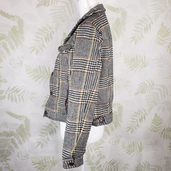 Jackets & Blazers - Women plaid and houndstooth jacket w/front pockets